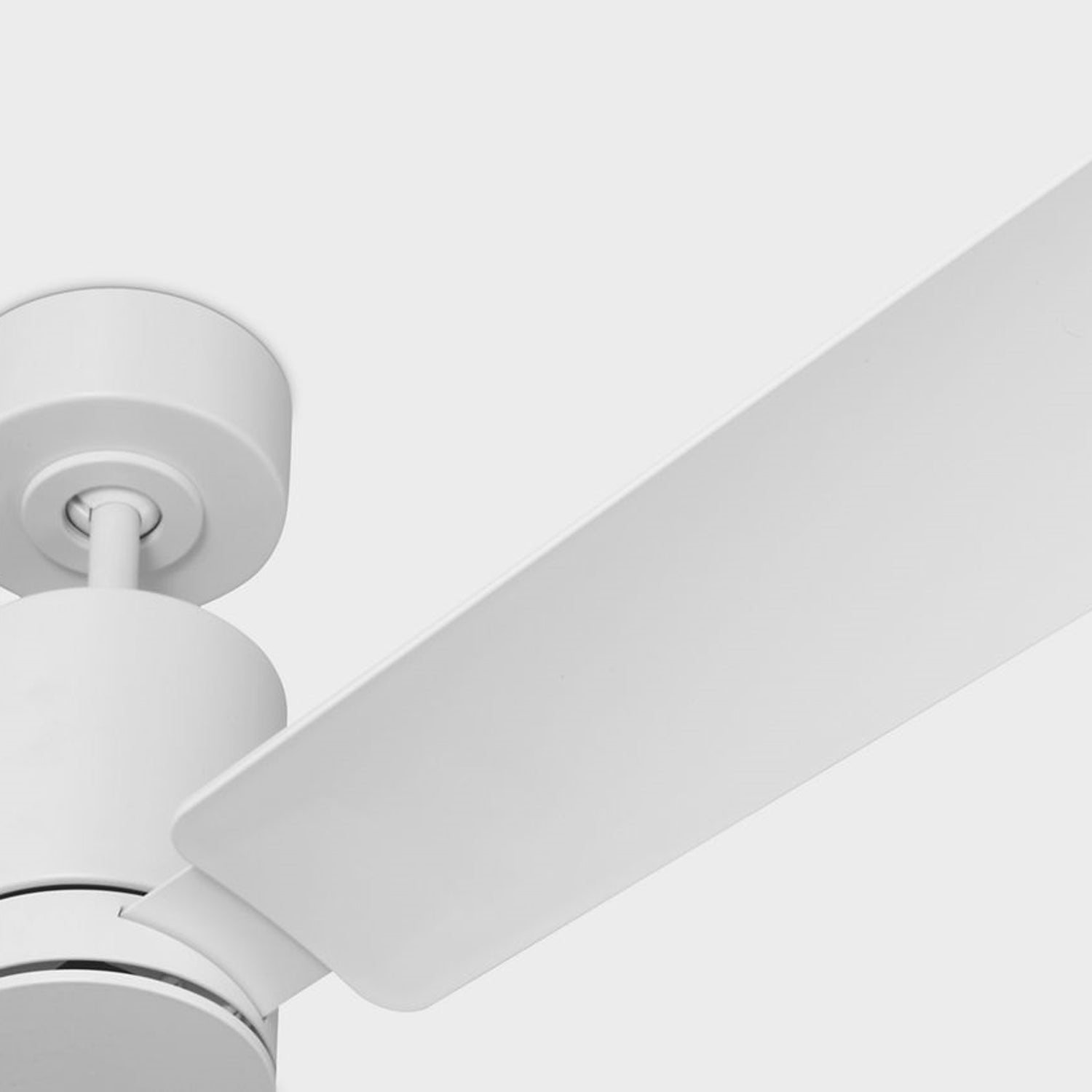 Cleancut Smart Outdoor LED Ceiling Fan in Detail.