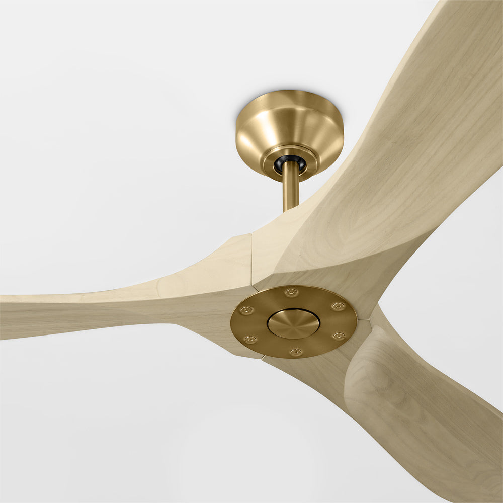 Maverick Outdoor Ceiling Fan in Detail.