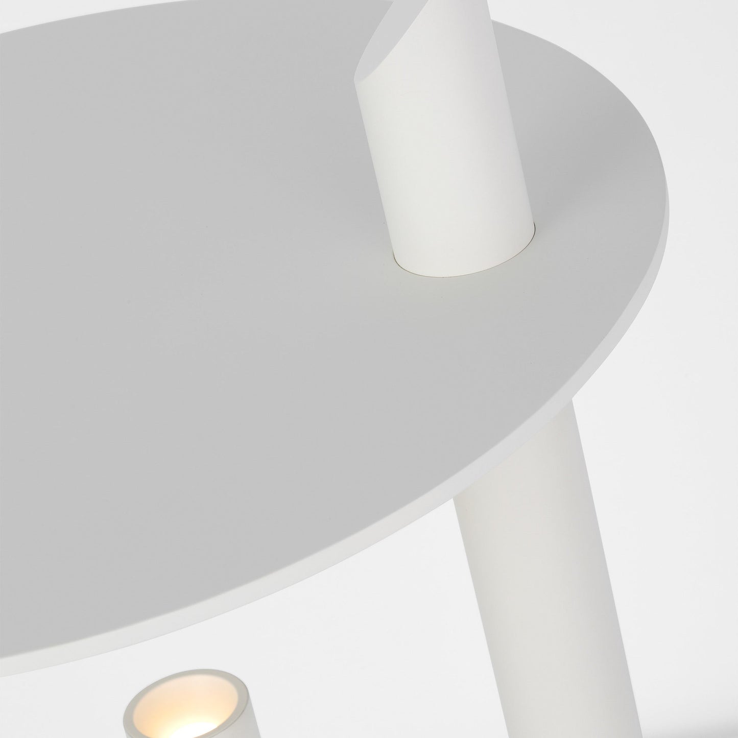 Fielle LED Table Lamp in Detail.
