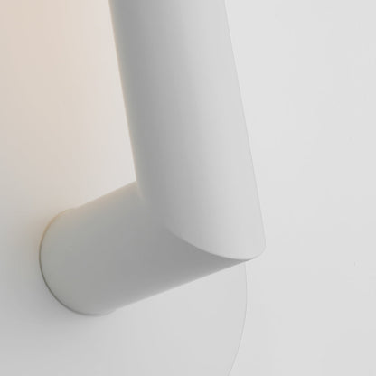 Fielle LED Wall Light in Detail.