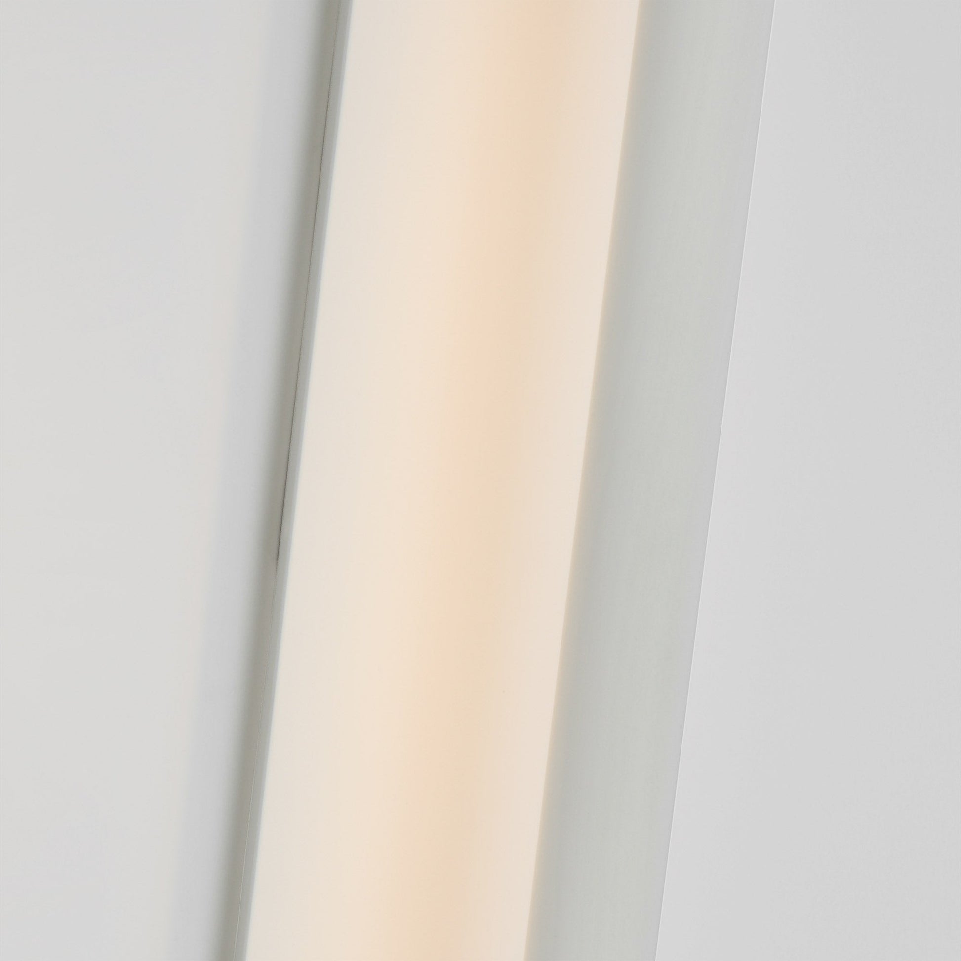 Fielle LED Wall Light in Detail.