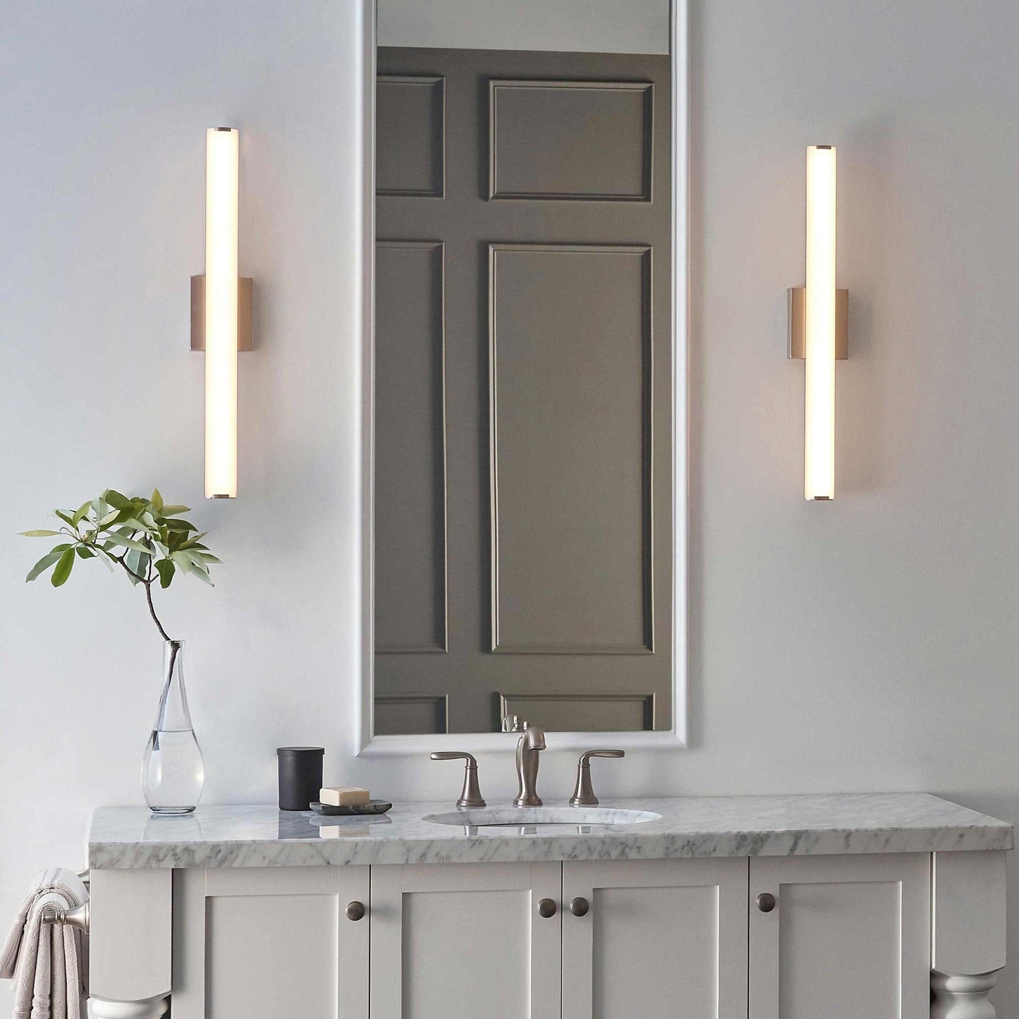 Finn LED Bath Vanity Light in bathroom.