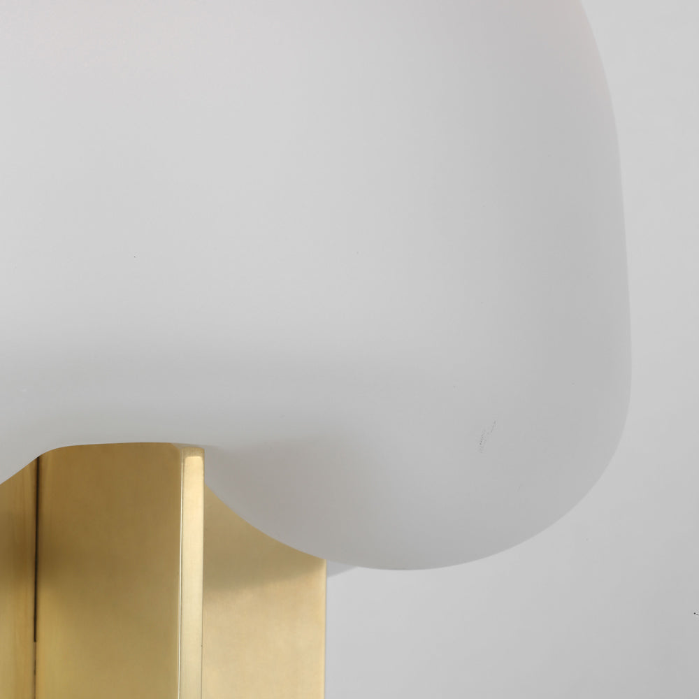 Fio LED Table Lamp in Detail.