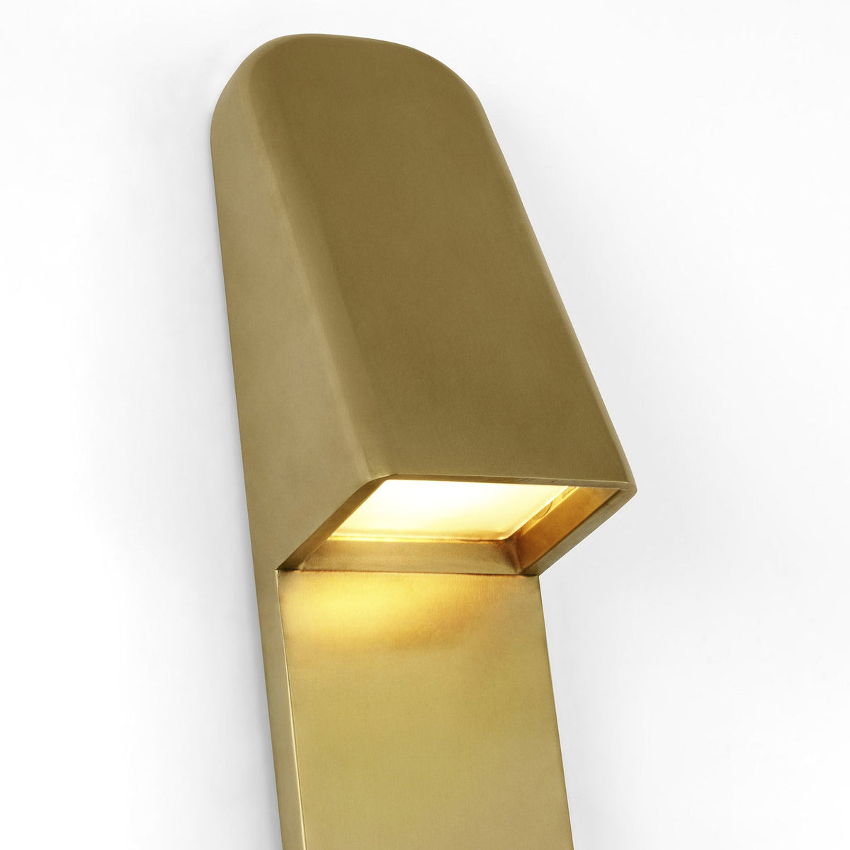 Froler Outdoor LED Wall Light in Detail.