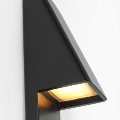 Froler Outdoor LED Wall Light in Detail.