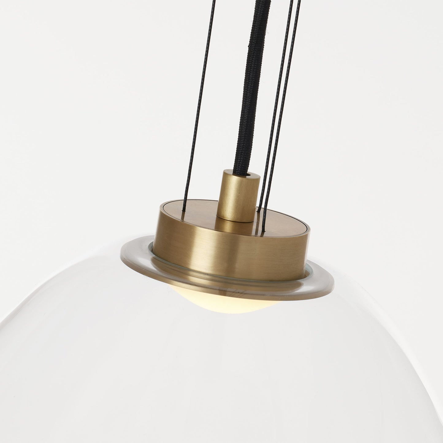 Kapoor LED Pendant Light in Detail.