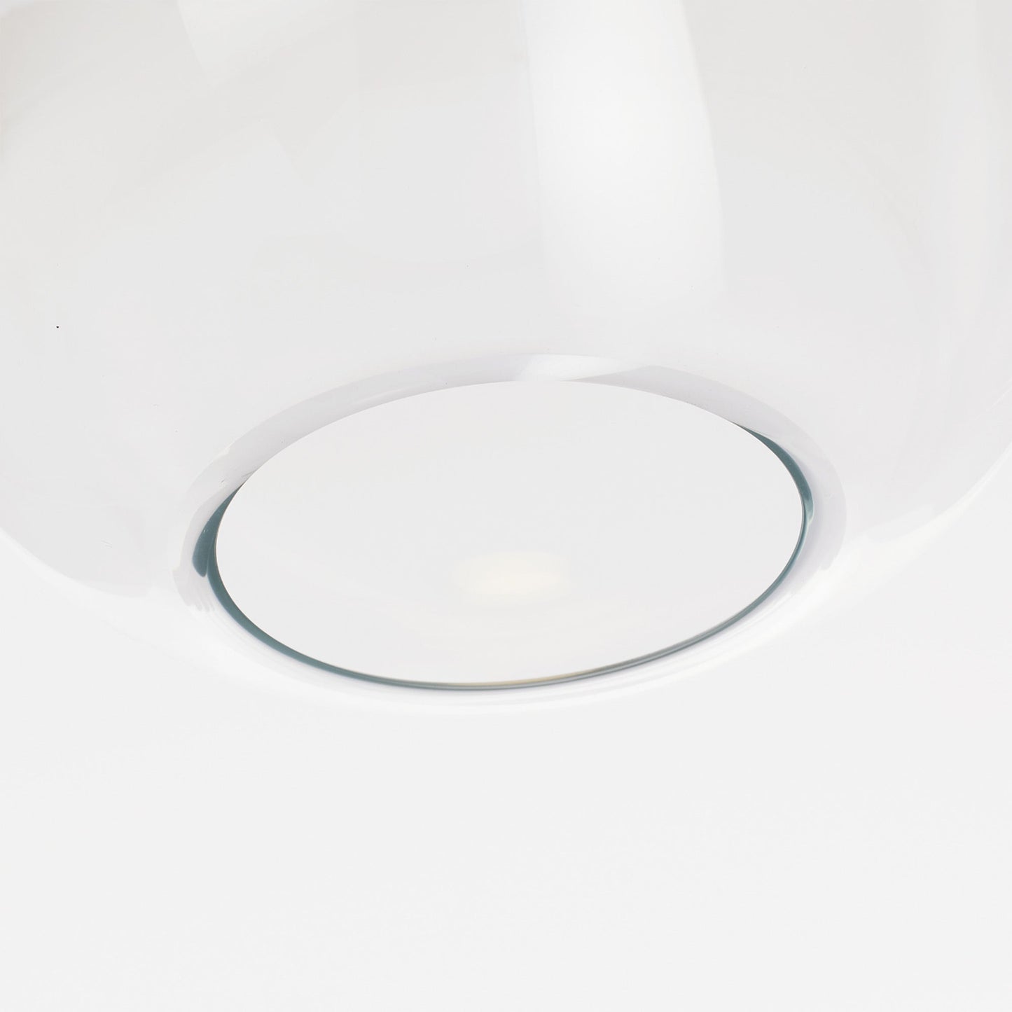 Kapoor LED Pendant Light in Detail.