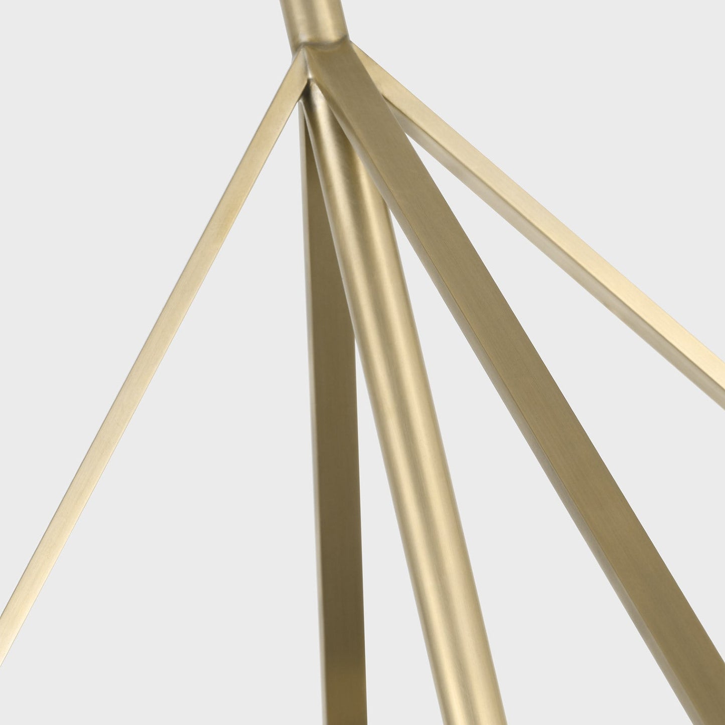 Leano Chandelier in Detail.