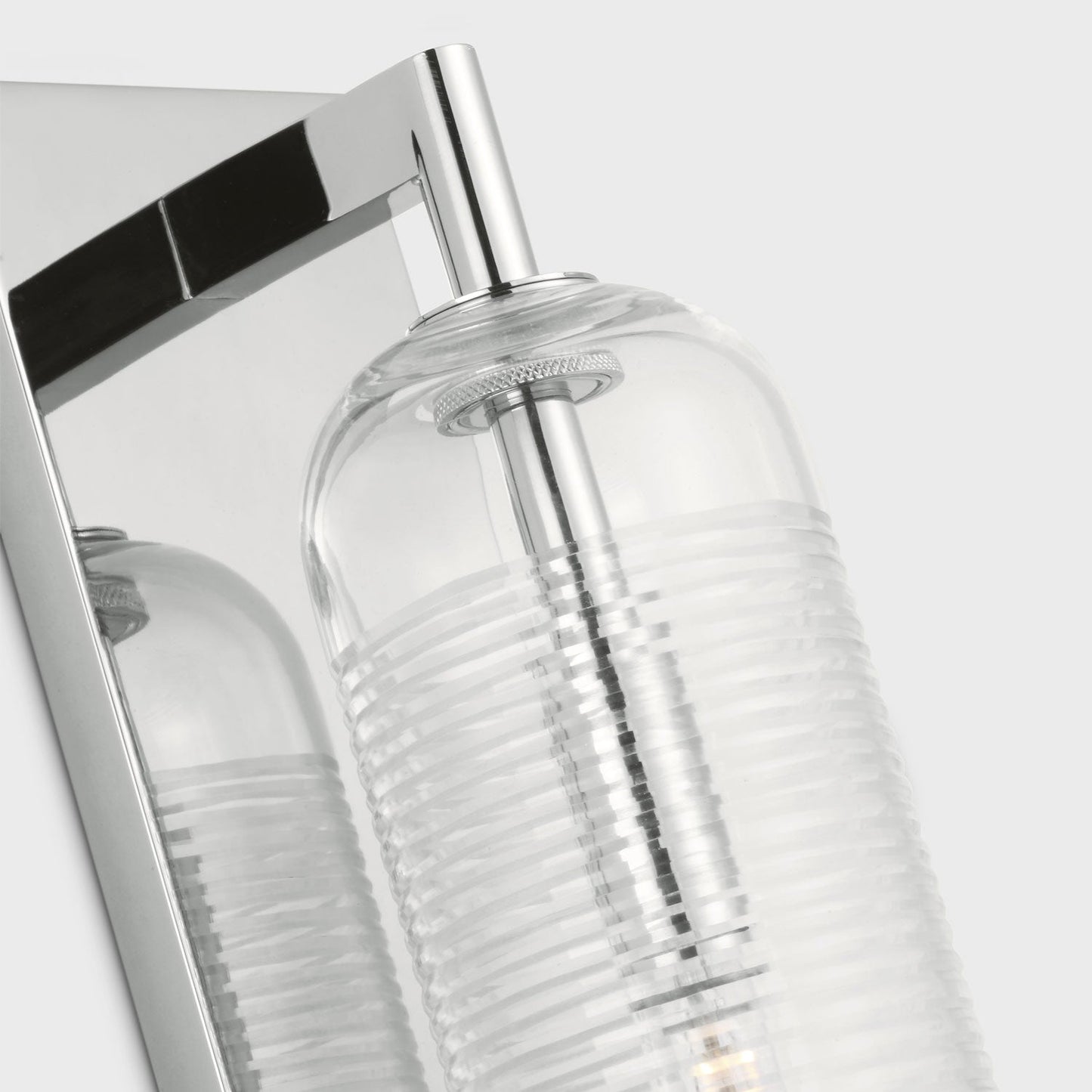 Leano Wall Light in Detail.