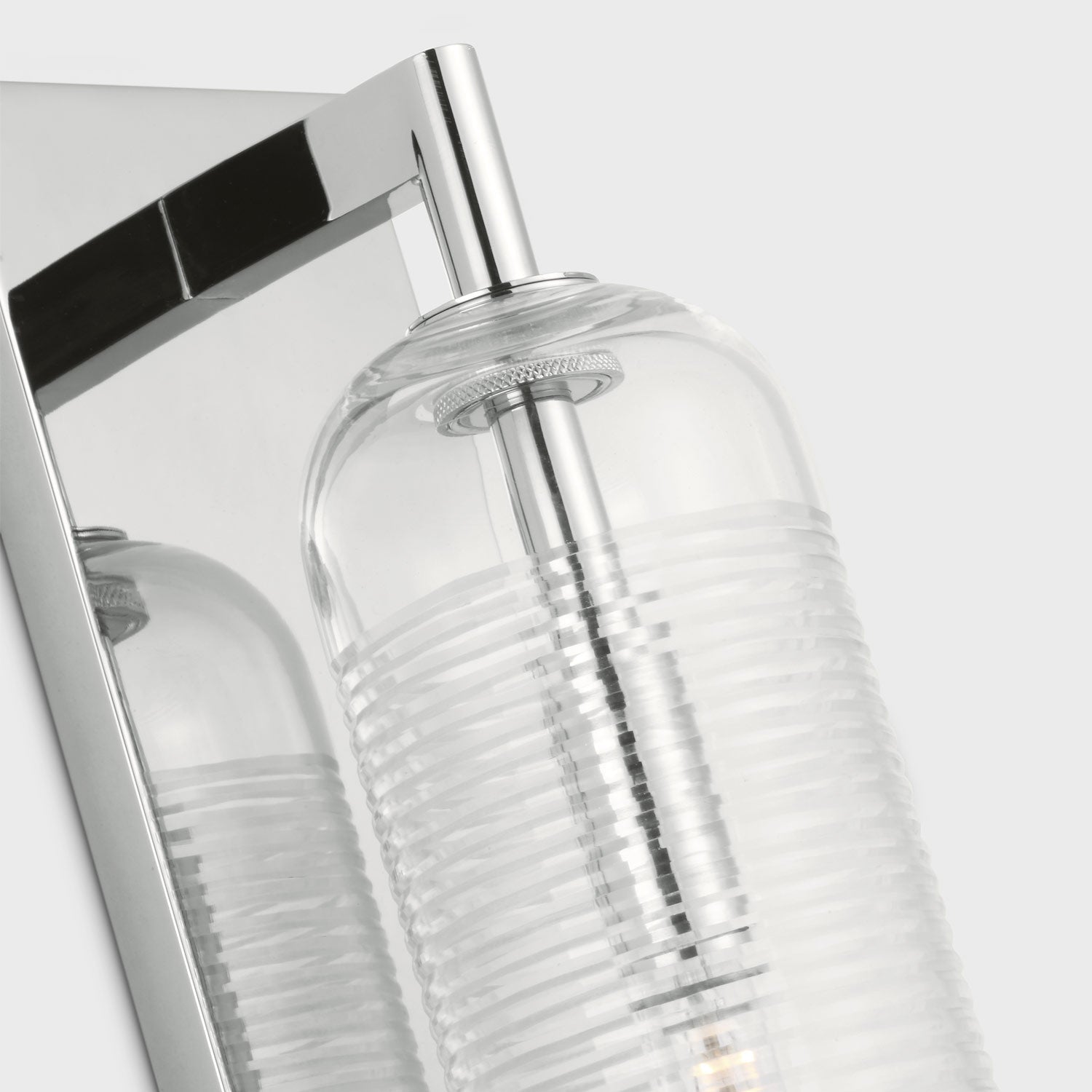Leano Wall Light in Detail.