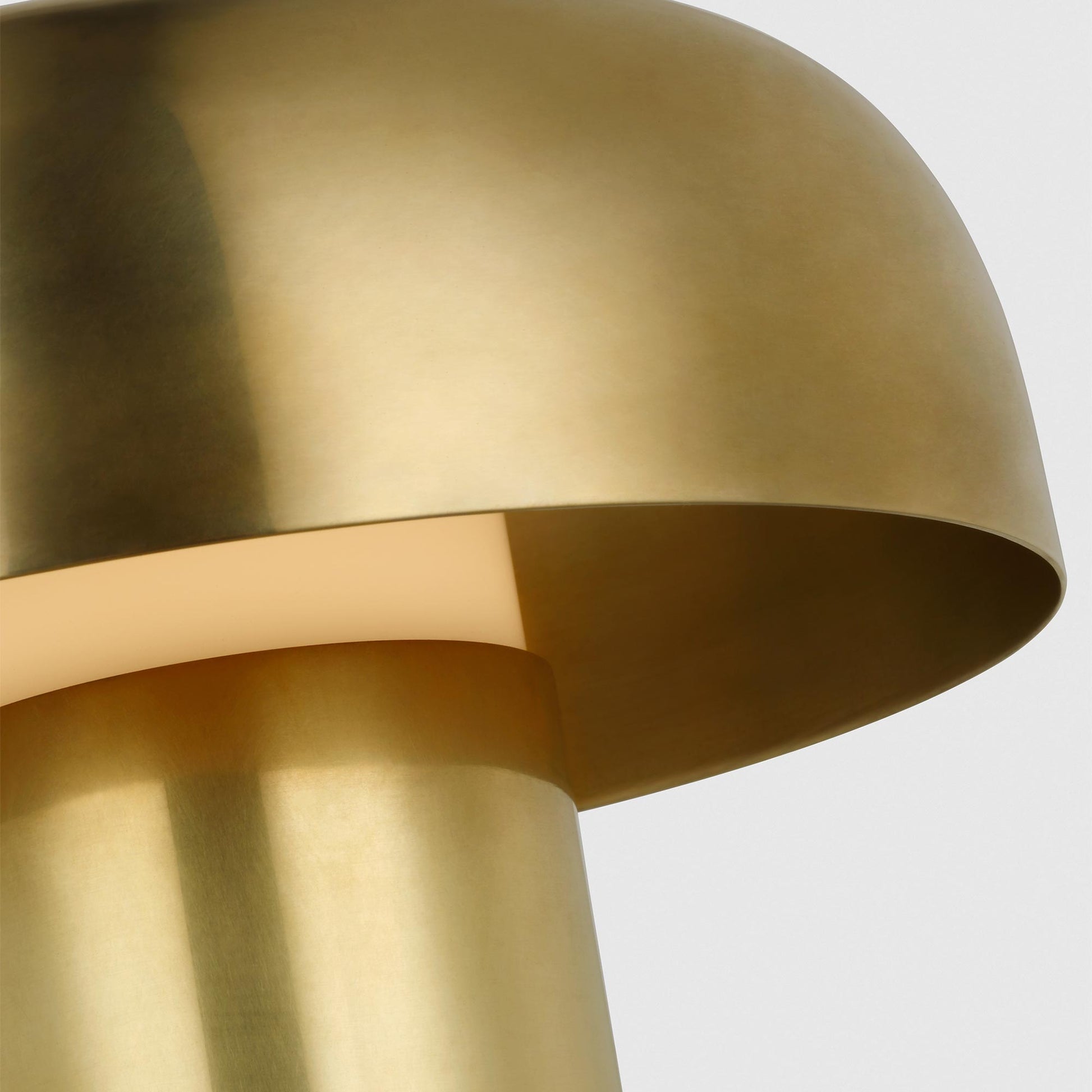 Louver LED Rechargeable Table Lamp in Detail.
