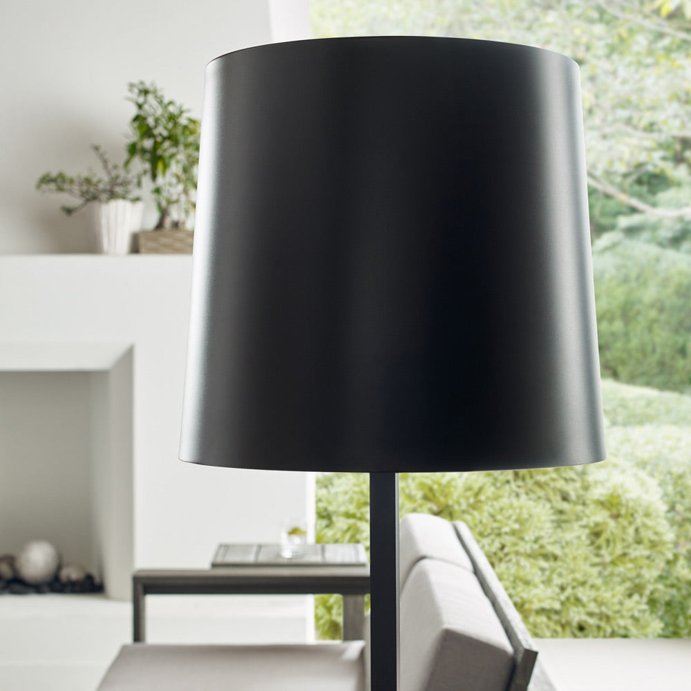 Lucia Outdoor LED Floor Lamp in Detail.