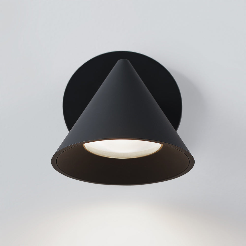 Midrand LED Wall Light in Detail.