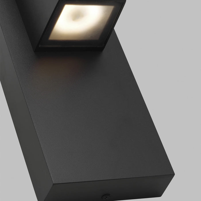 Peak Outdoor LED Wall Light in Detail.