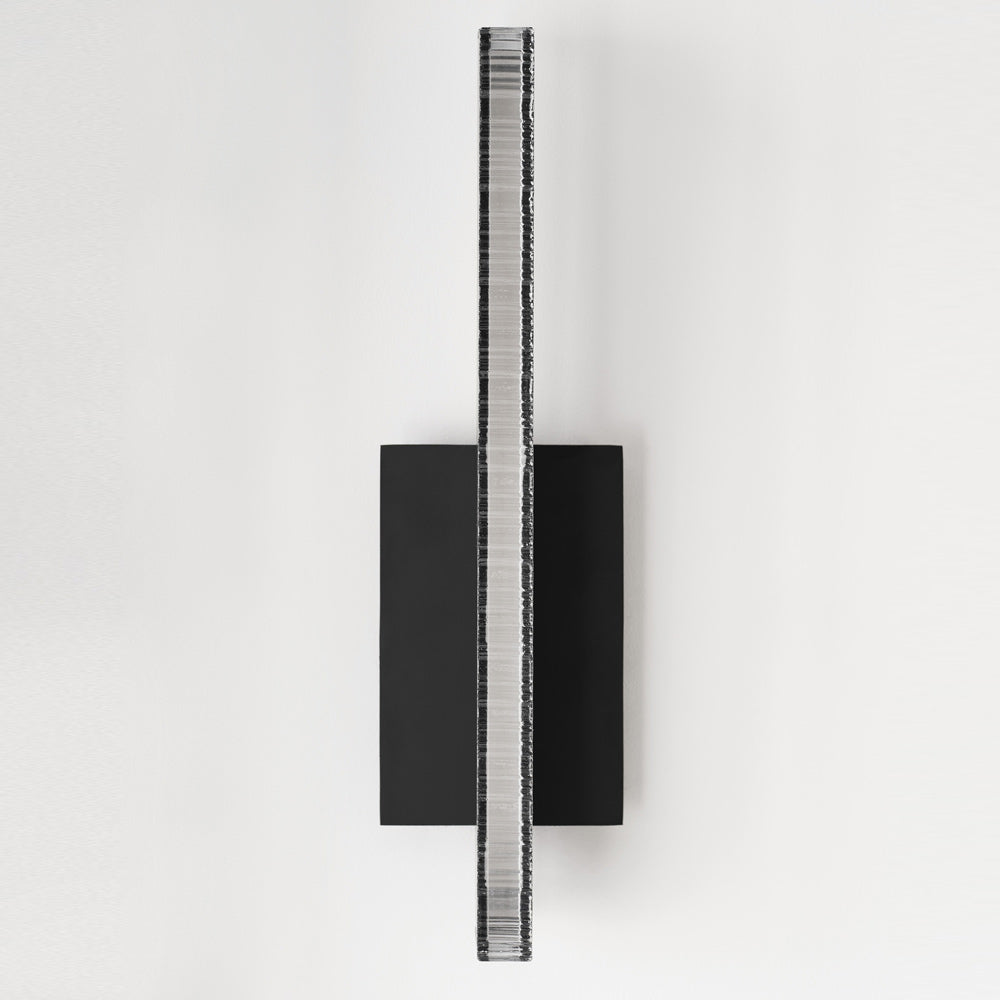 Serre LED Wall Light in Detail.