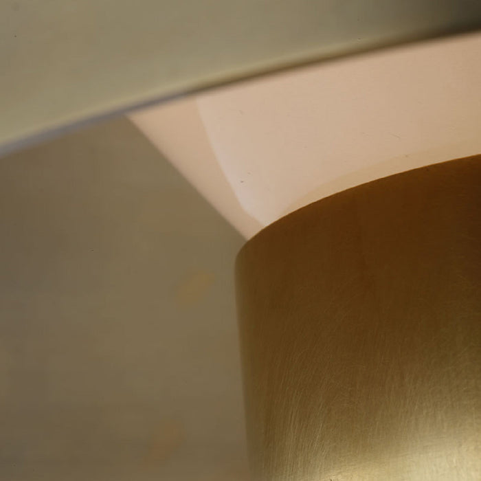 Sesa LED Table Lamp in Detail.