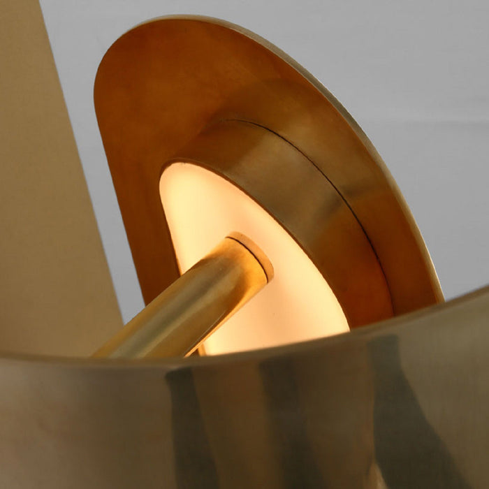 Shielded LED Table Lamp in Detail.