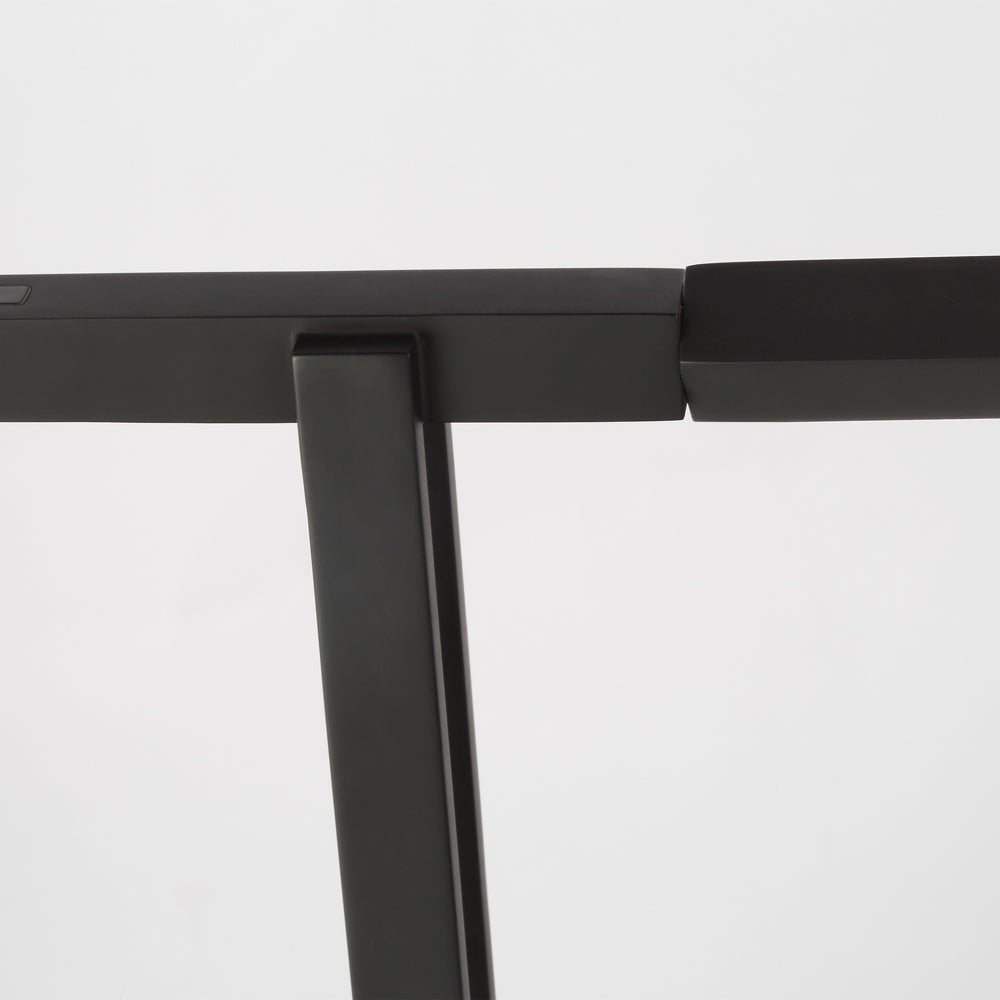 Stagger LED Table Lamp in Detail.