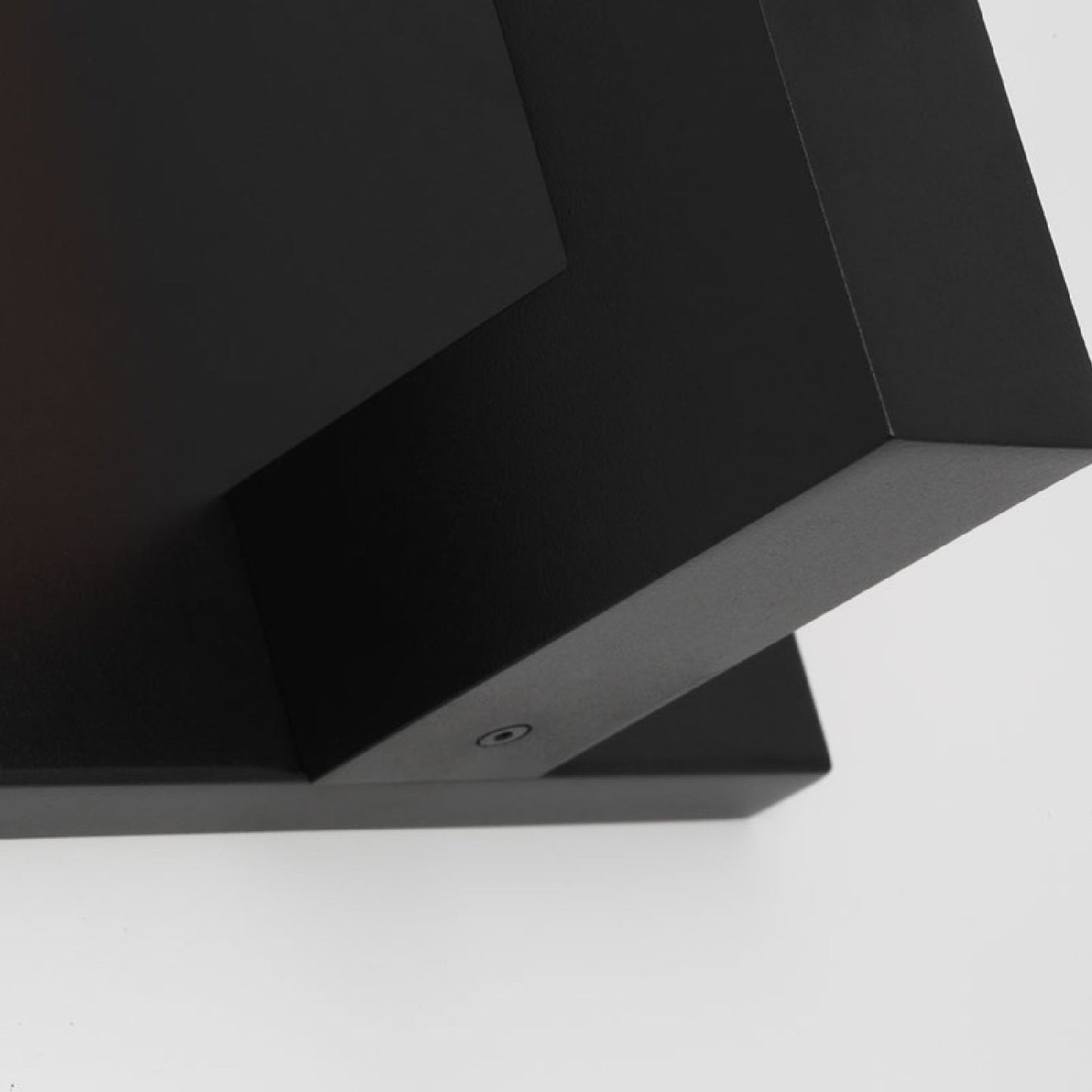 Stagger Outdoor LED Wall Light in Detail.