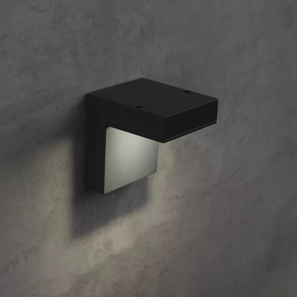 Taag Outdoor LED Wall Light in Detail.