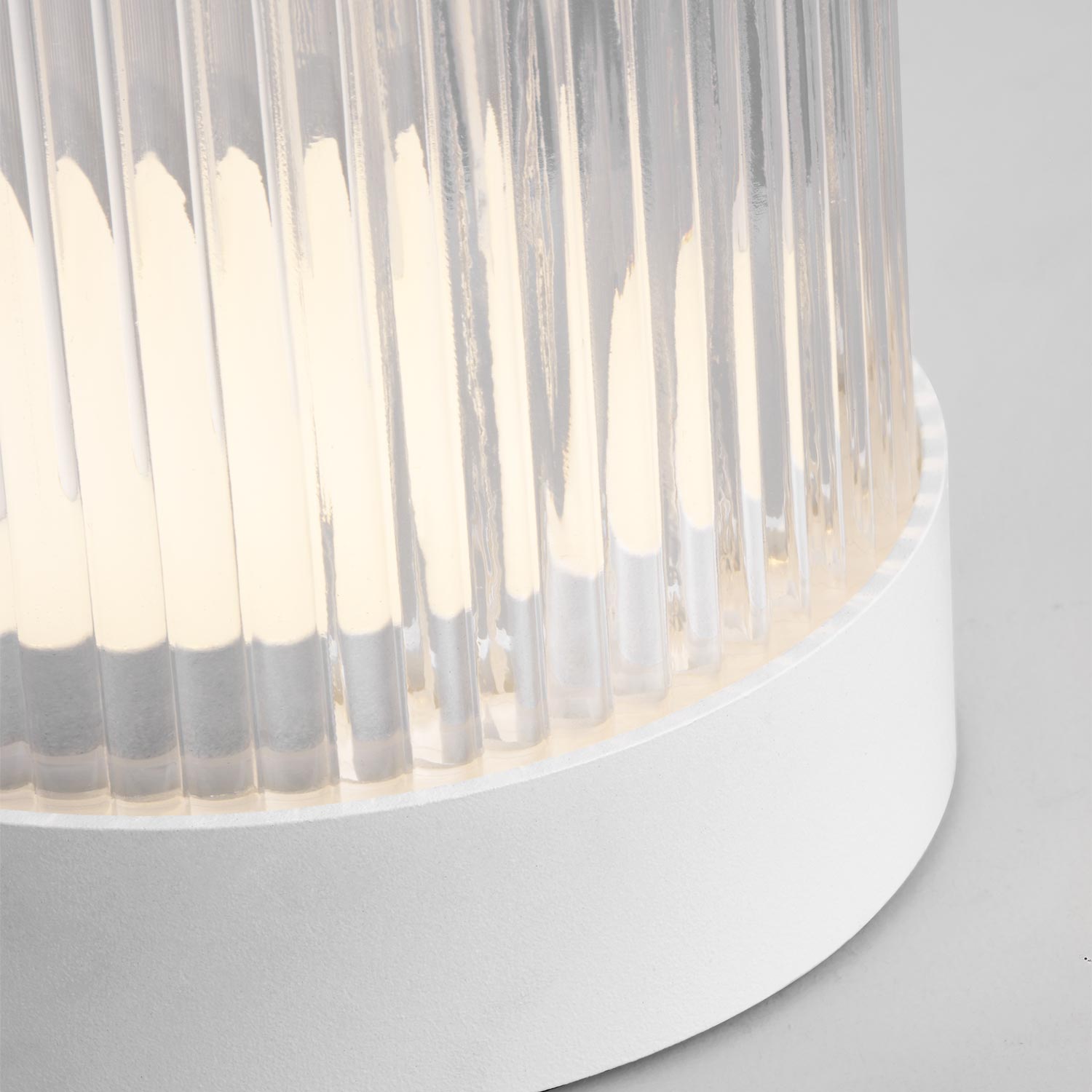 Tawa LED Table Lamp in Detail.