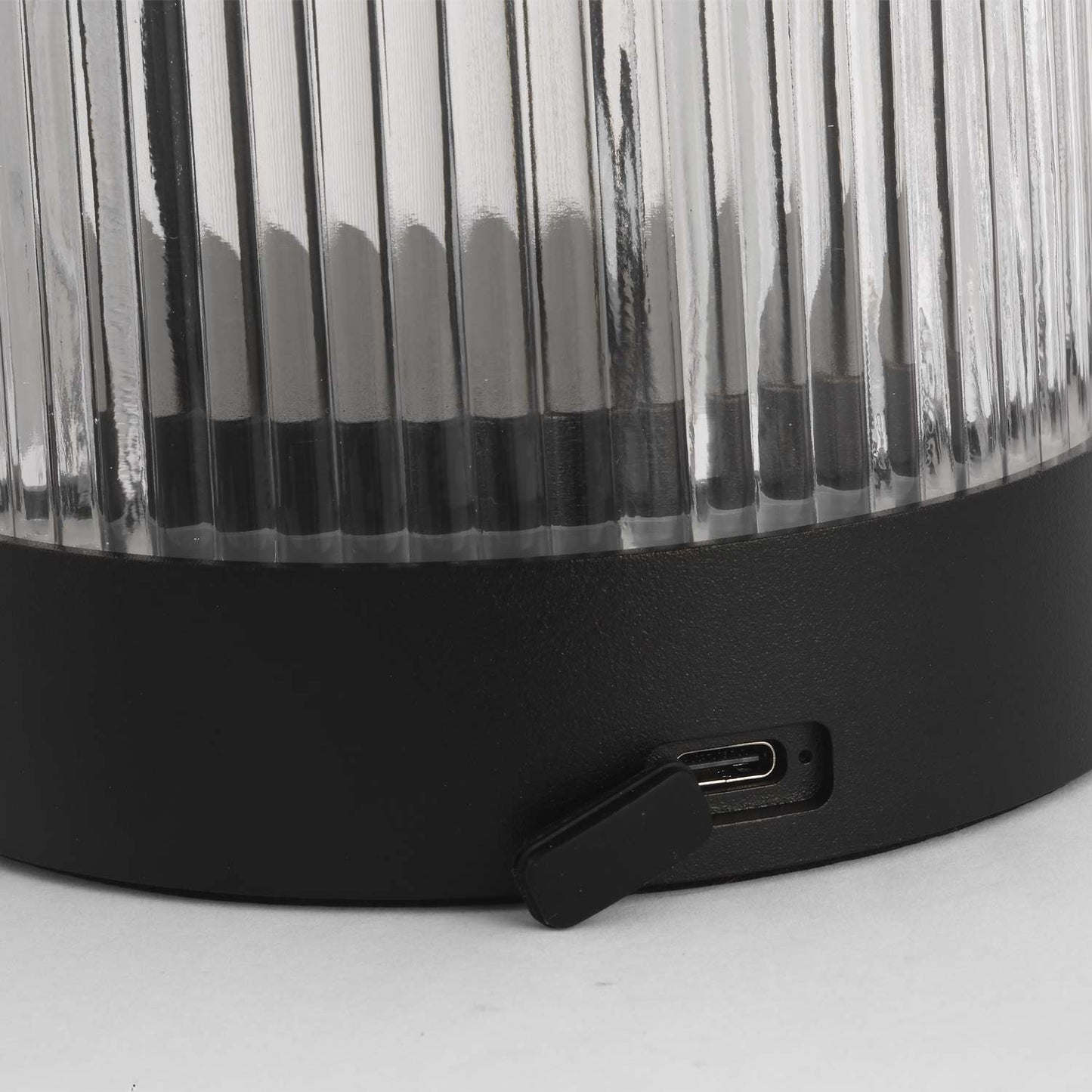 Tawa LED Table Lamp in Detail.