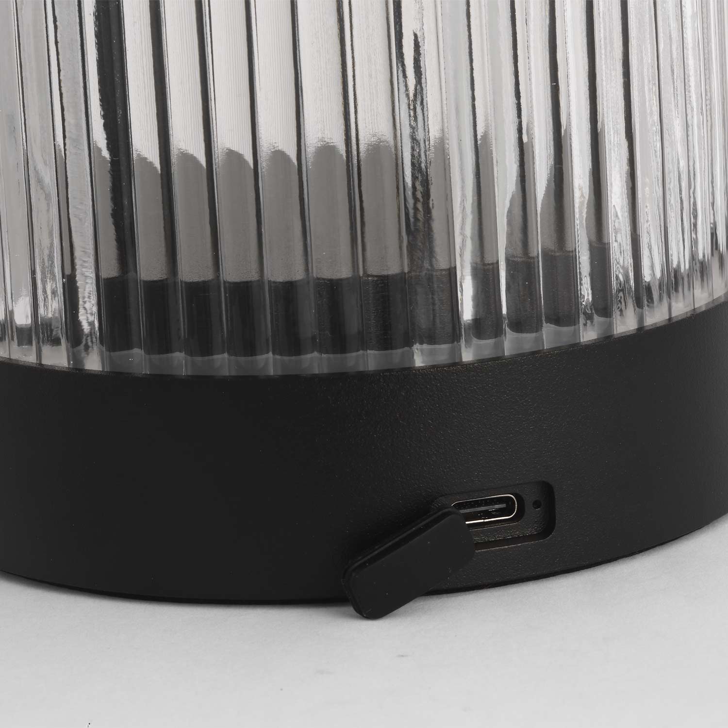 Tawa LED Table Lamp in Detail.