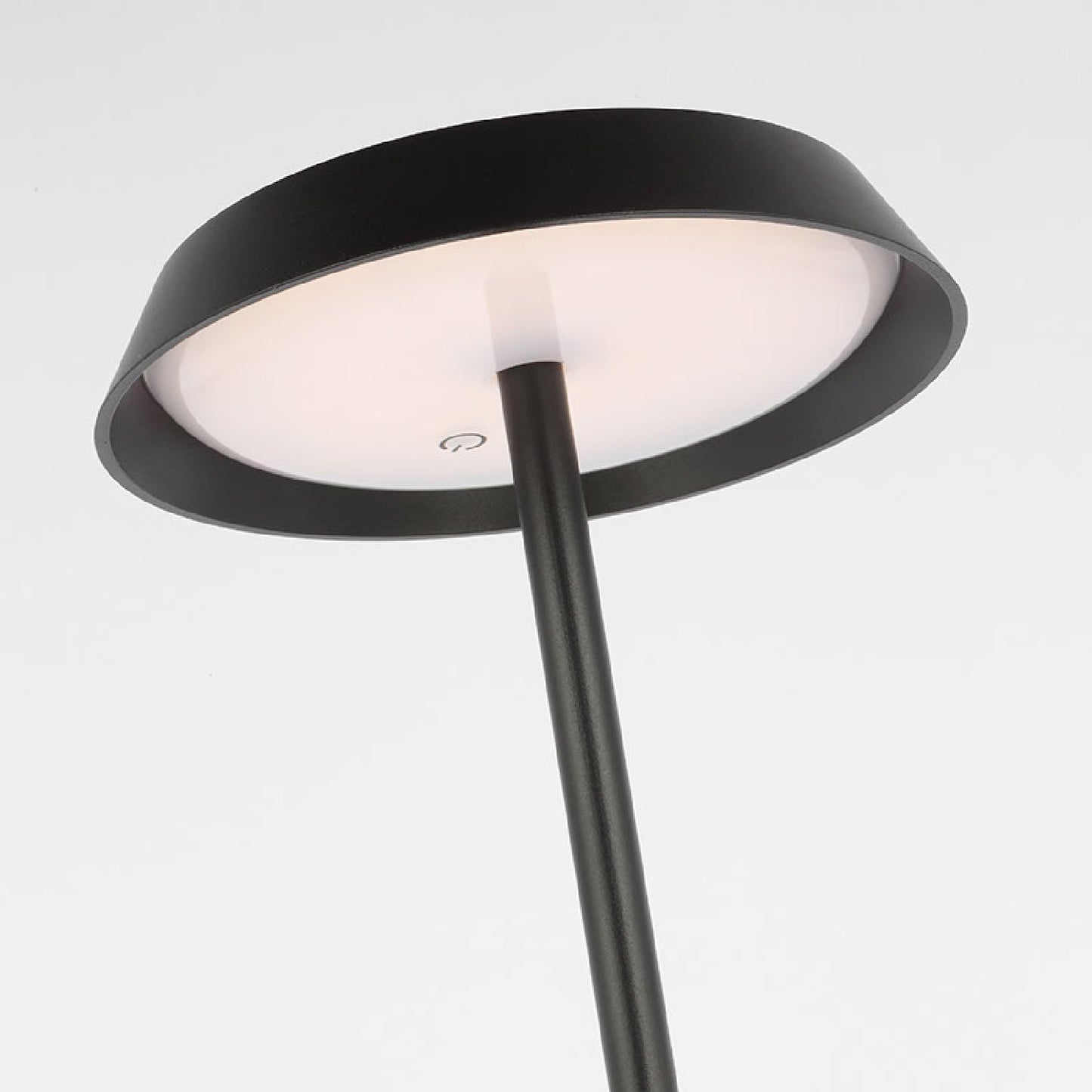 Tepa LED Floor Lamp in Detail.