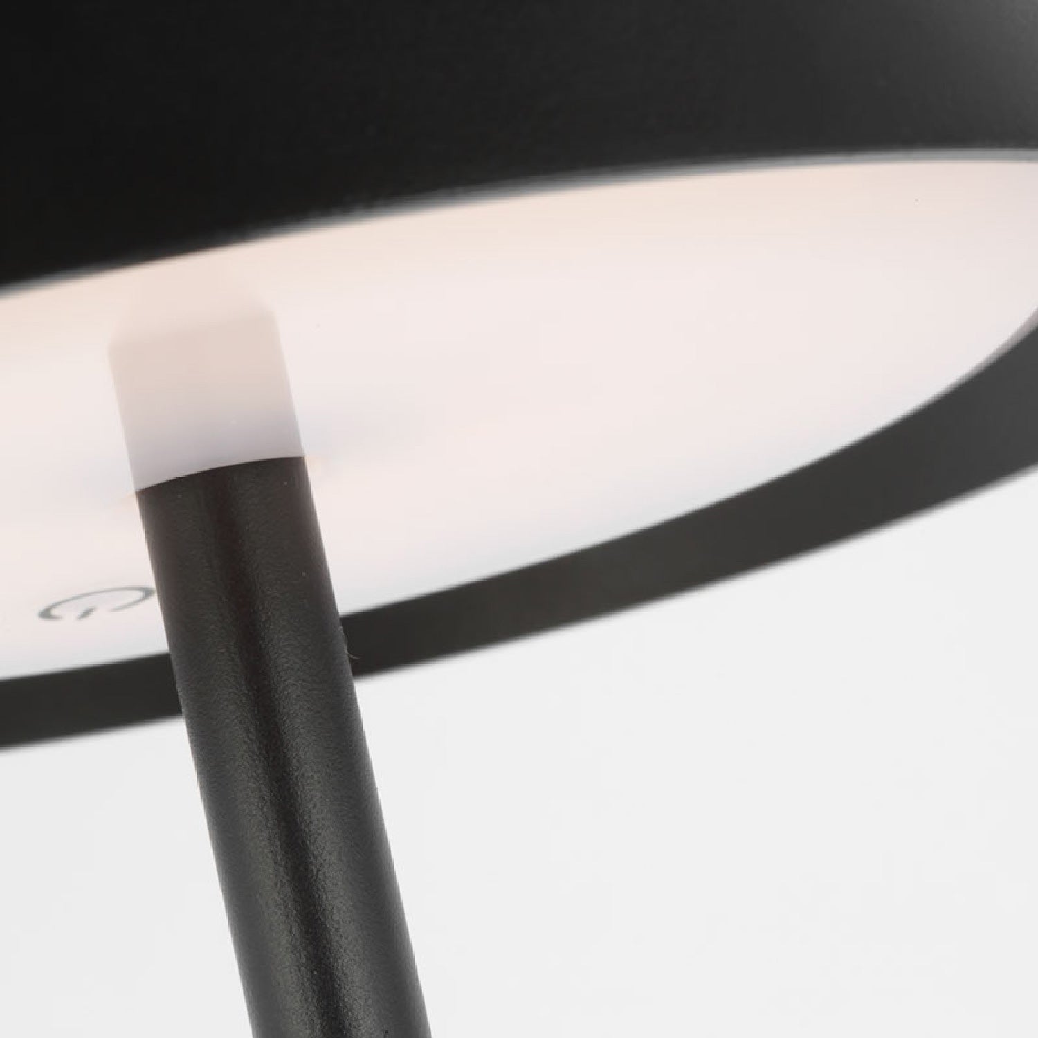 Tepa LED Floor Lamp in Detail.