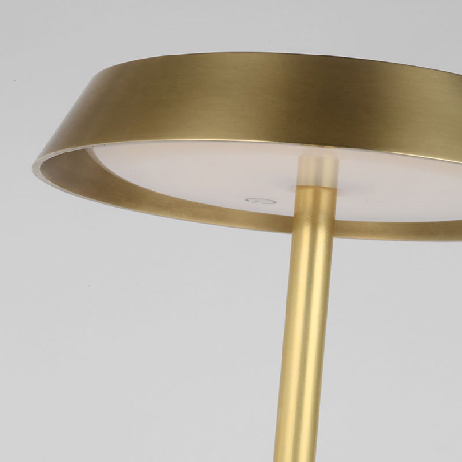 Tepa LED Floor Lamp in Detail.