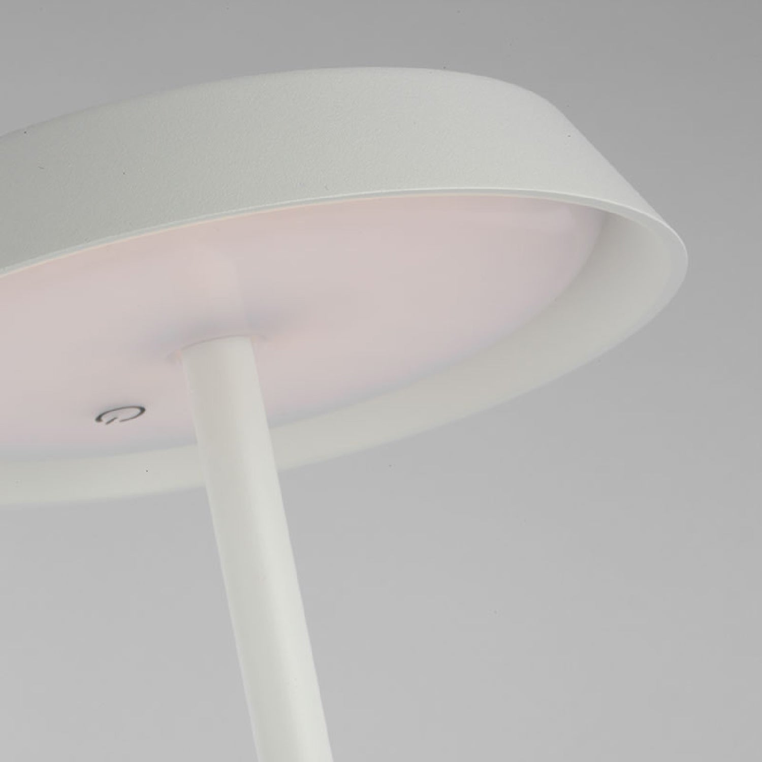 Tepa LED Floor Lamp in Detail.