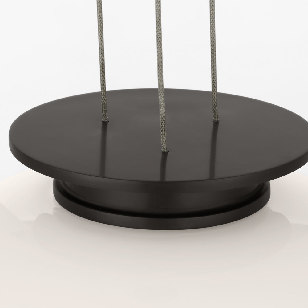 Vetro LED Pendant Light in Detail.