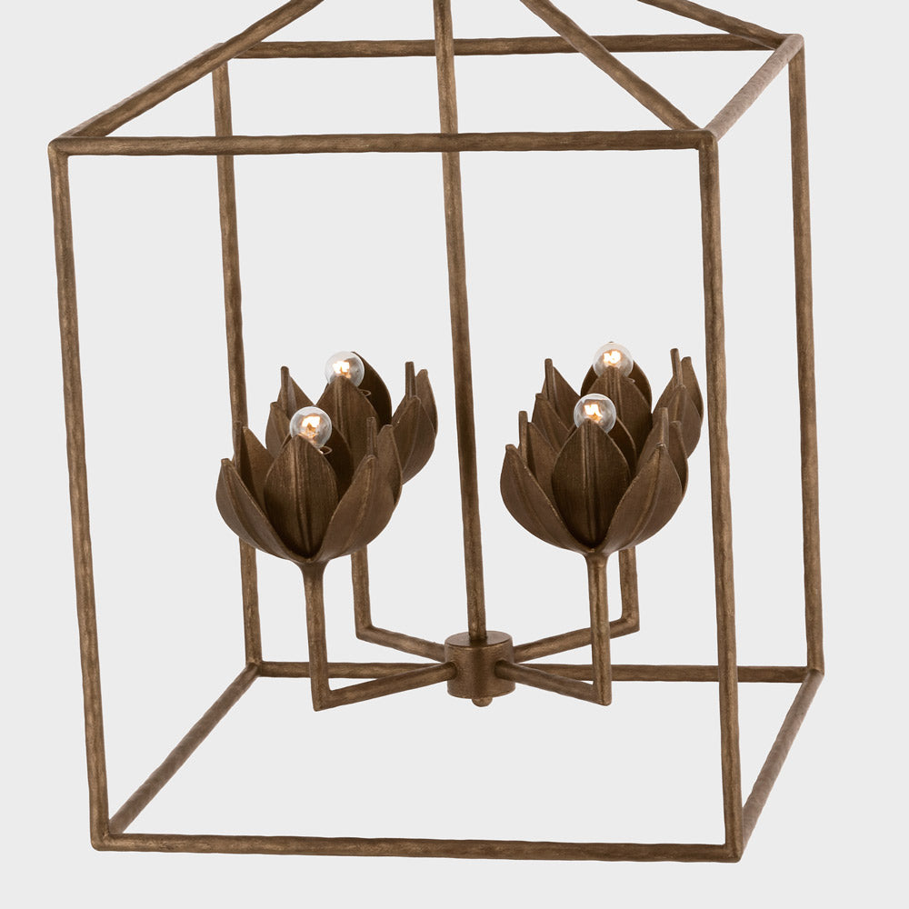 Alberto Pendant Light in Detail.