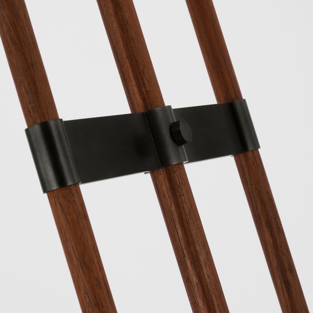 Alda Floor Lamp in Detail.