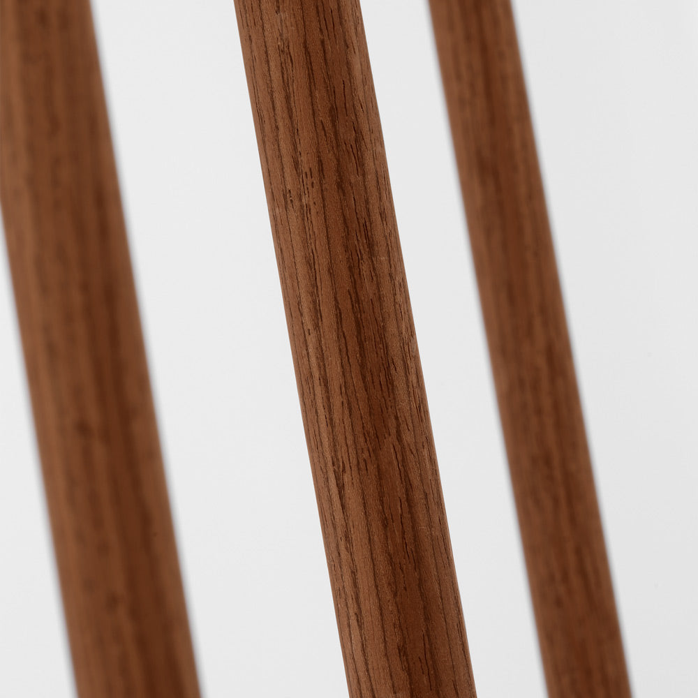 Alda Floor Lamp in Detail.
