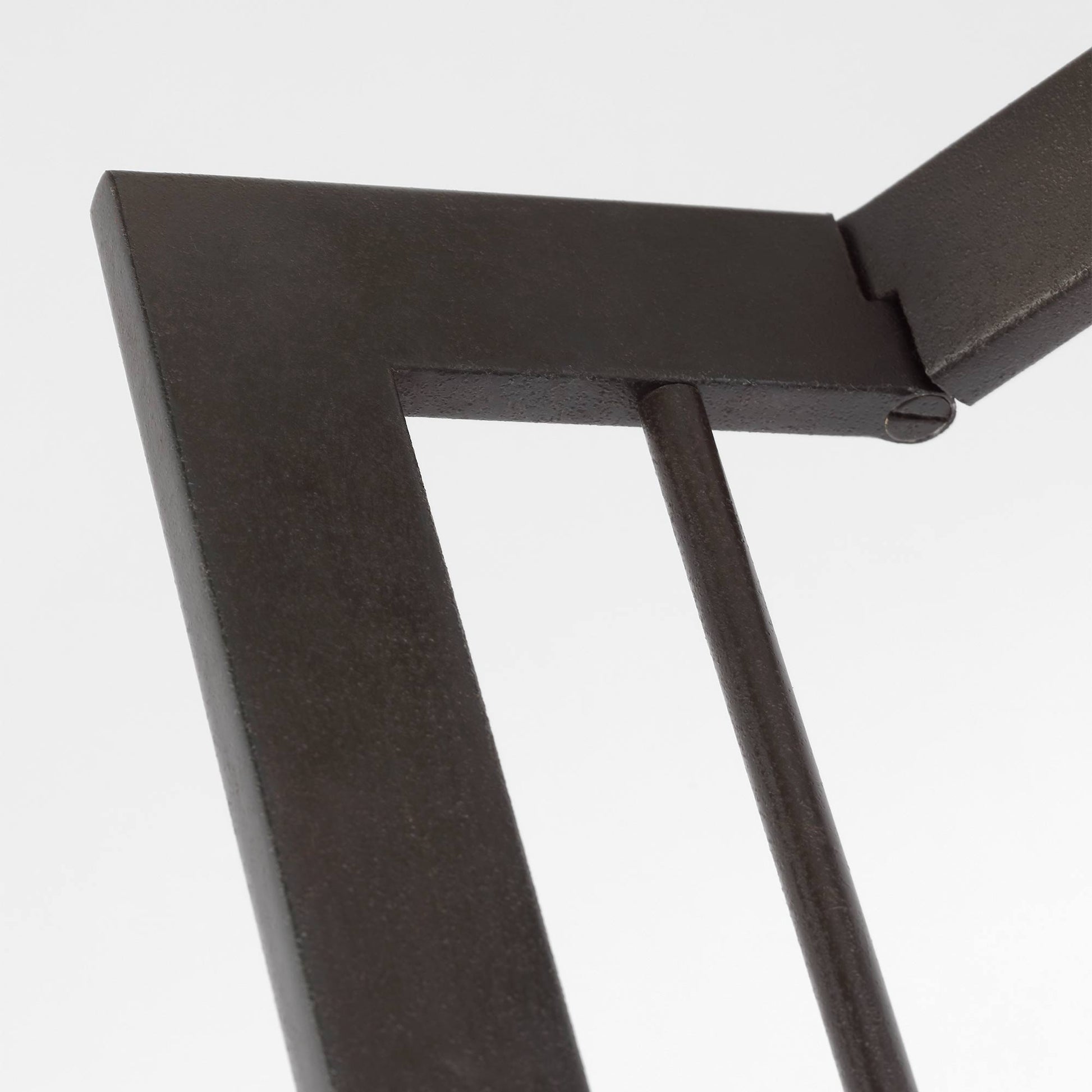 Amell Floor Lamp in Detail.