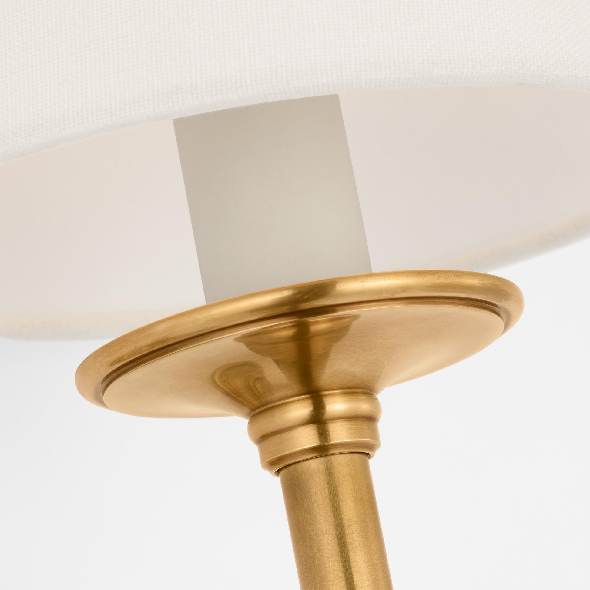 Classic Tail Wall Light in Detail.