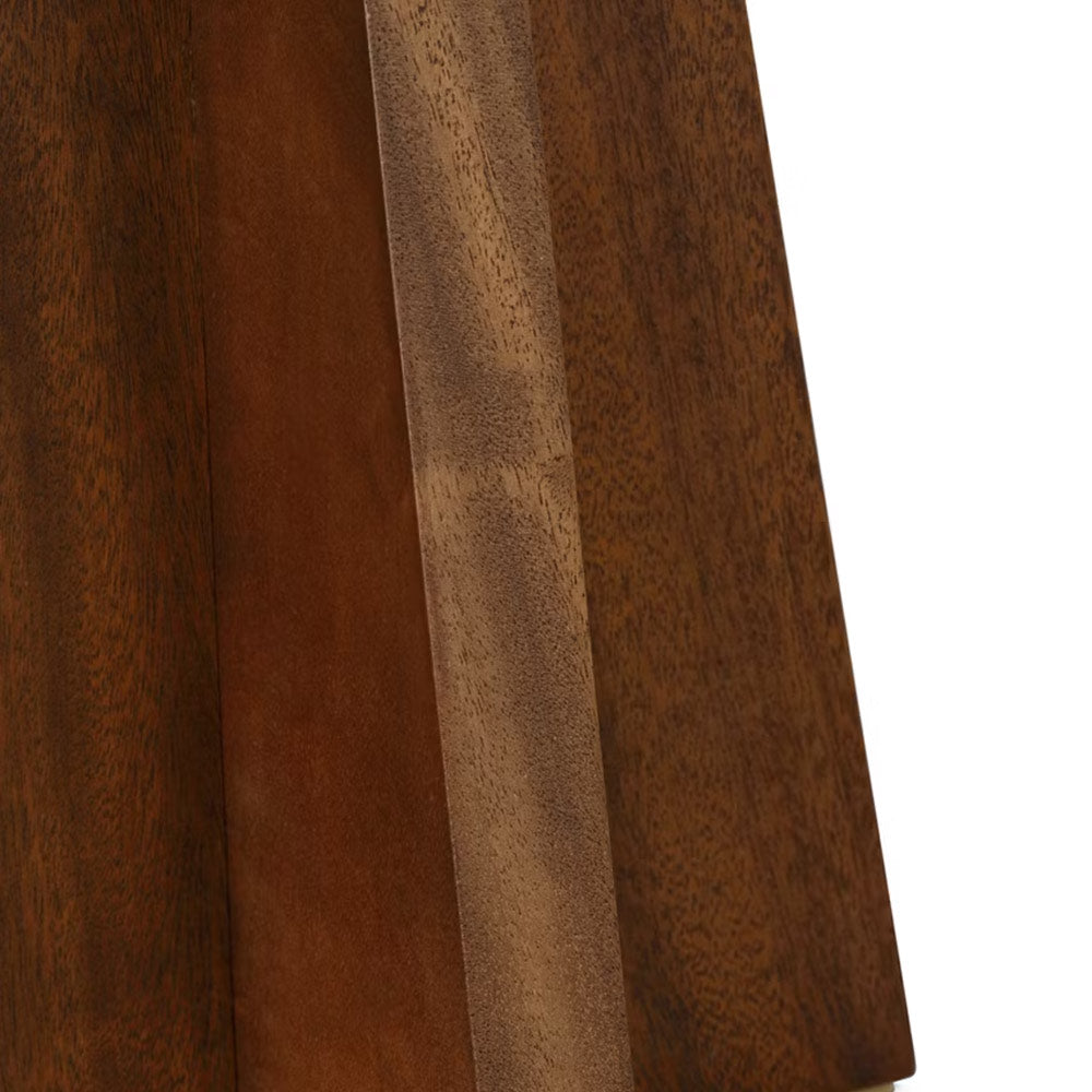 Crue Table Lamp in Detail.