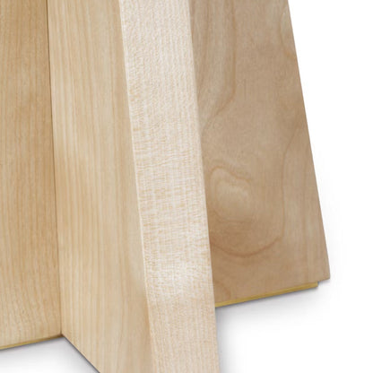 Crue Table Lamp in Detail.