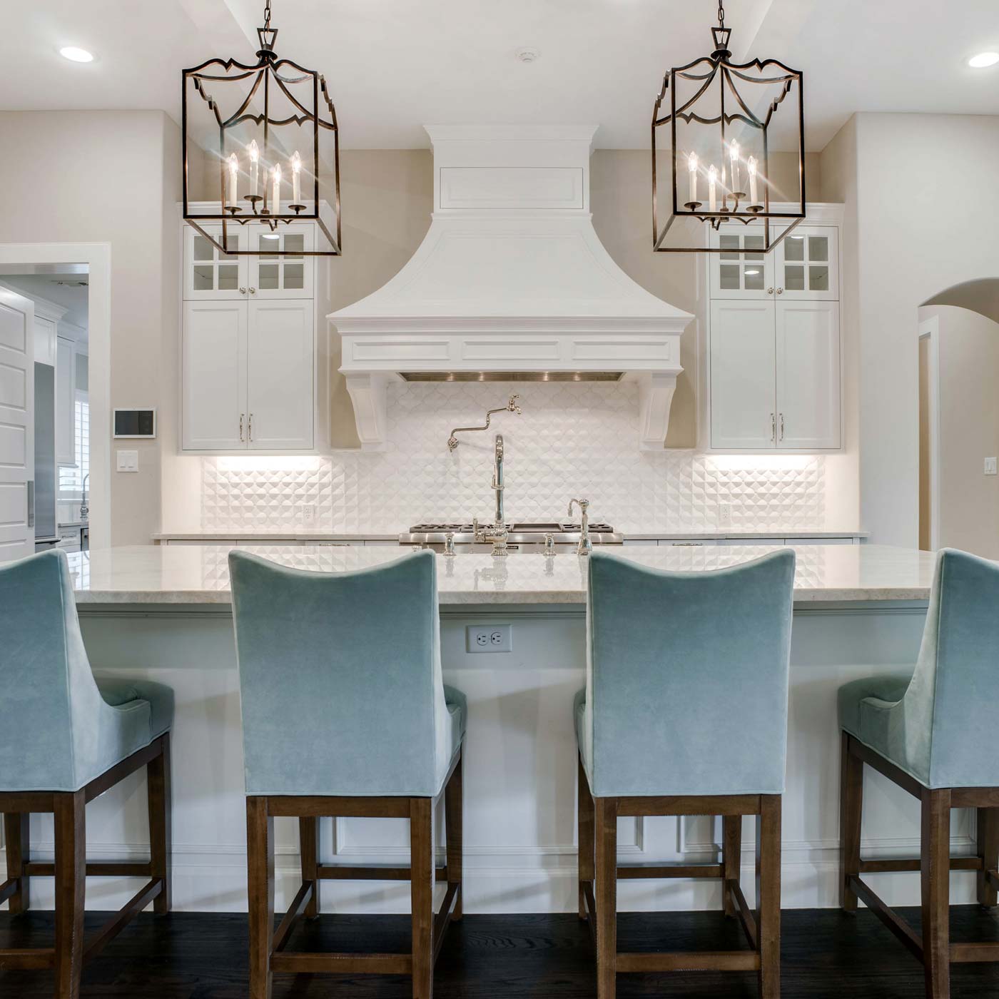 Darlana Fancy Pendant Light in dining room.