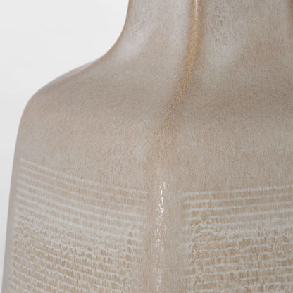 Lerio Table Lamp in Detail.