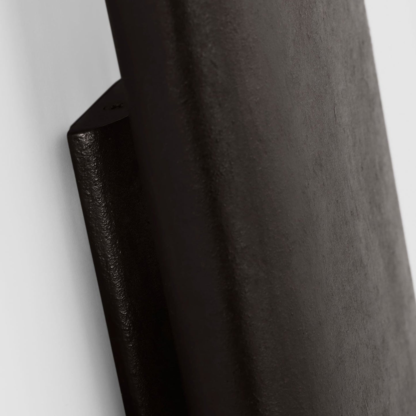 Lotura LED Pocket Wall Light in Detail.