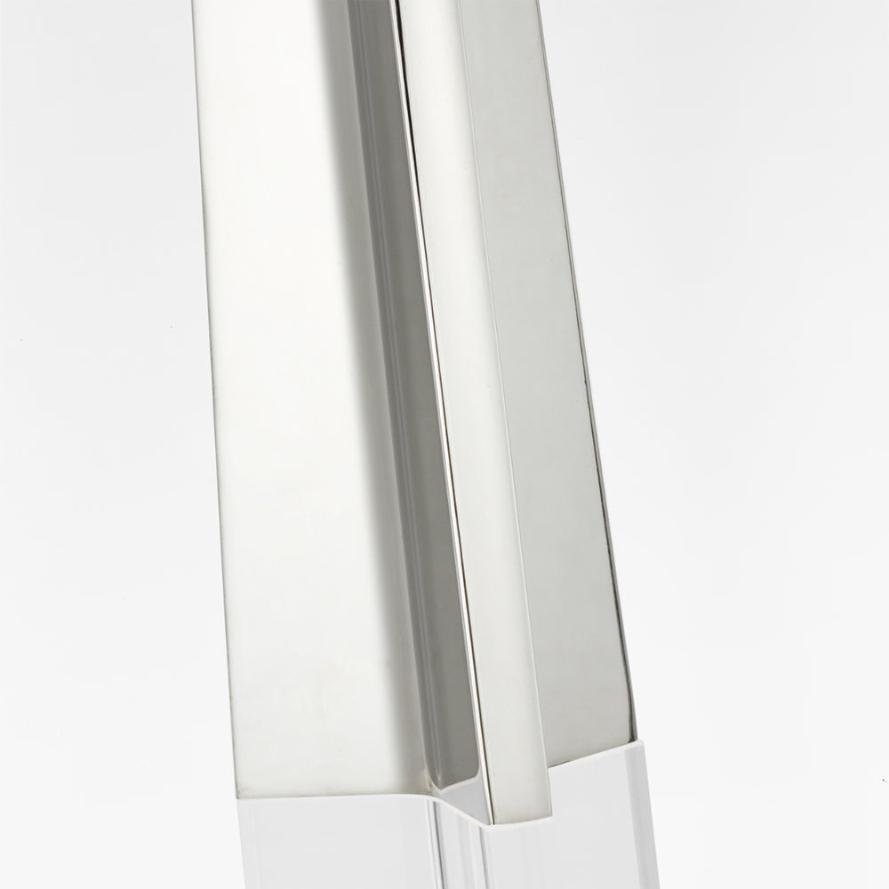 Matcha Single LED Pendant Light in Detail.