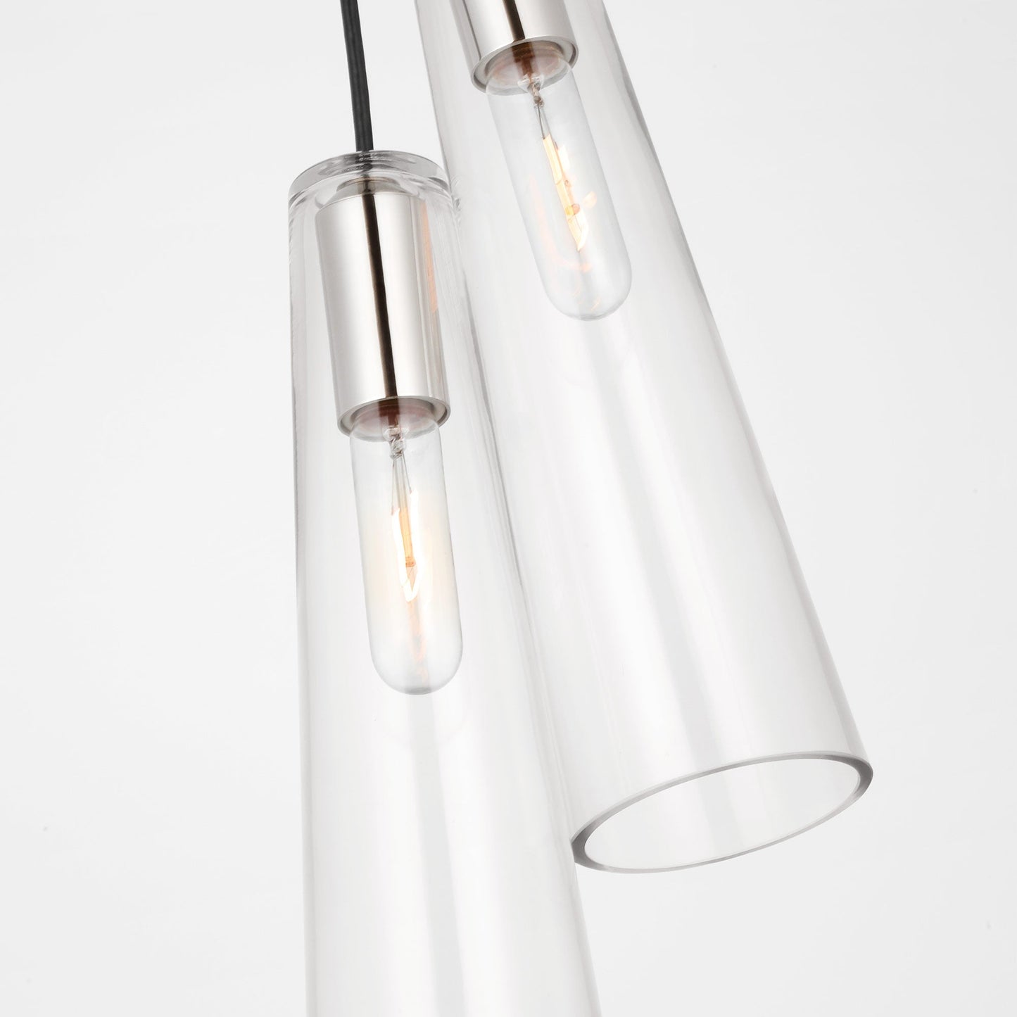 Osvaldo Pendant Light in Detail.