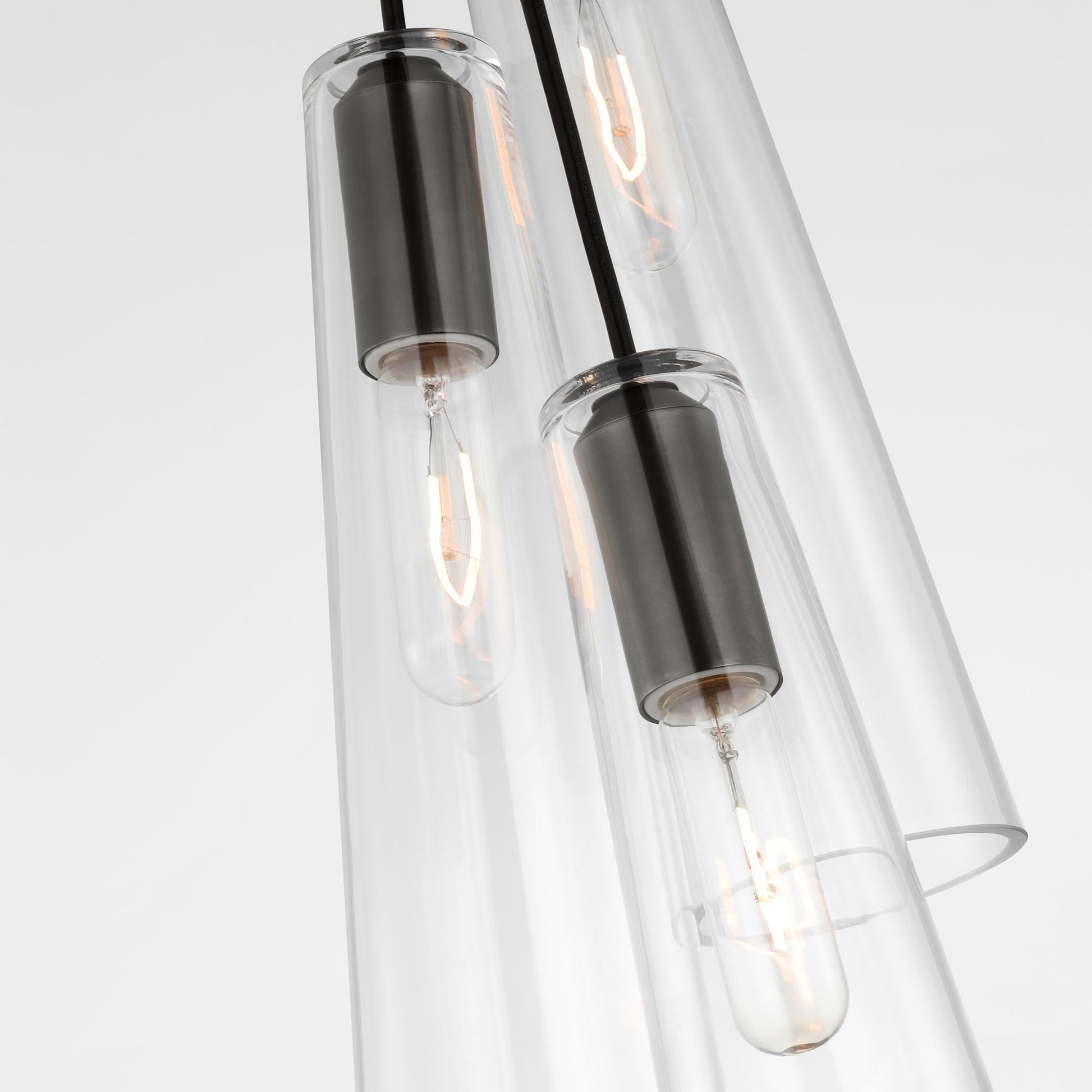 Osvaldo Pendant Light in Detail.