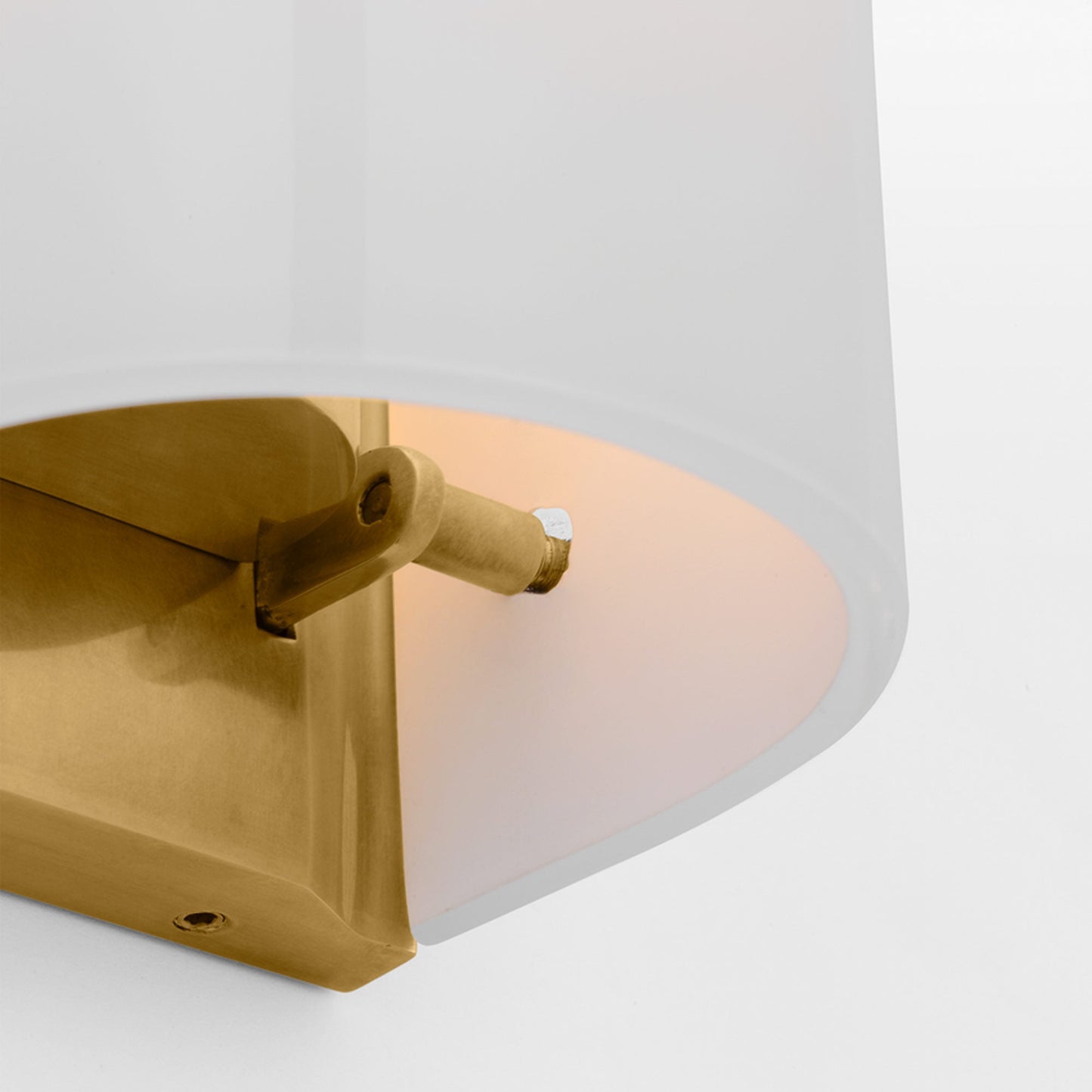 Penhold LED Bath Wall Light in Detail.