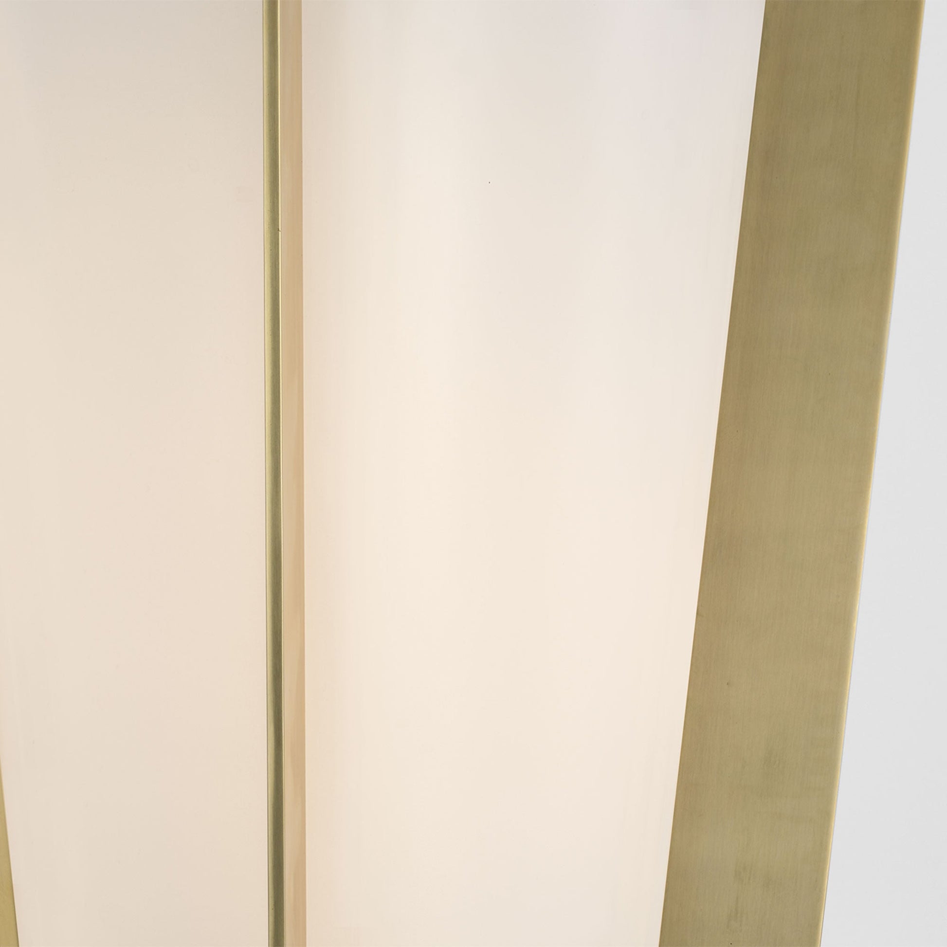 Phinn LED Pendant Light in Detail.