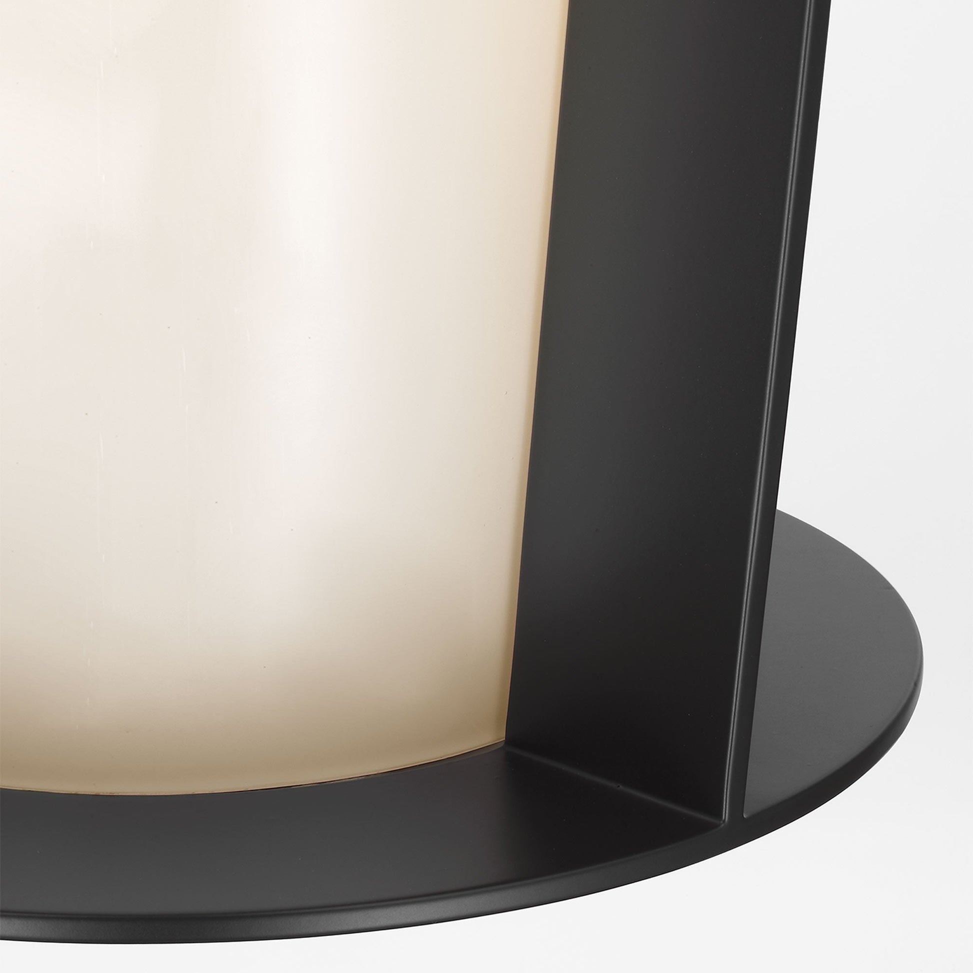 Phinn LED Pendant Light in Detail.