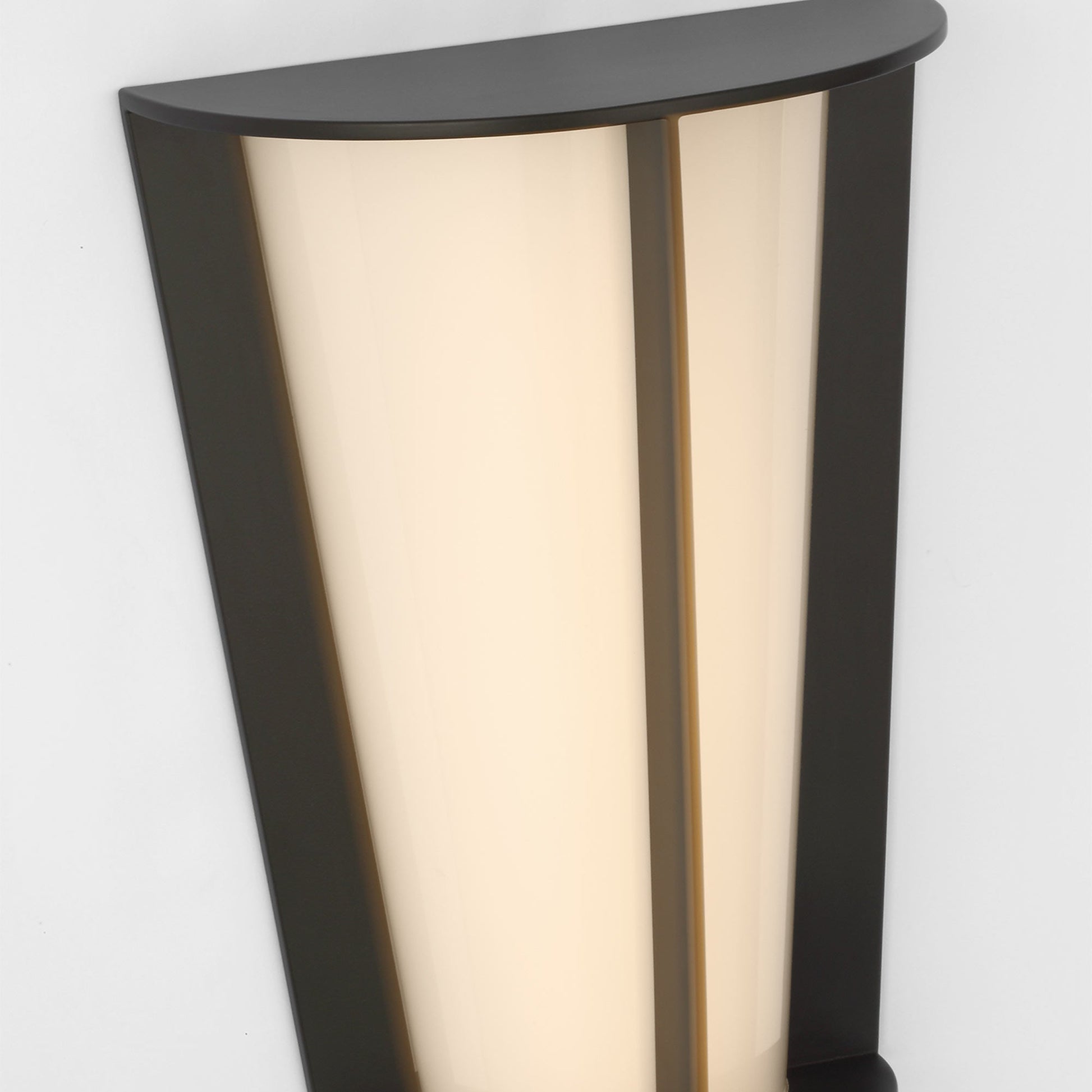 Phinn Tapered LED Wall Light in Detail.