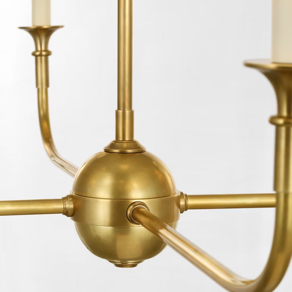 Piaf Chain Hung Chandelier in Detail.